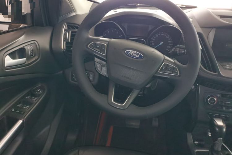 Used Ford Kuga 2017 EcoBoost 180 Four-Wheel Drive Luxury Wing Model Steering Wheel