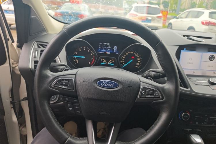 Used Ford Kuga 2017 EcoBoost 180 Two-Wheel-Drive Luxury Wing Edition Steering Wheel