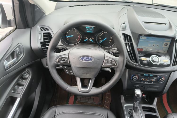 Used Ford Kuga 2017 EcoBoost 180 Two-Wheel-Drive Tiger Leap Model Steering Wheel