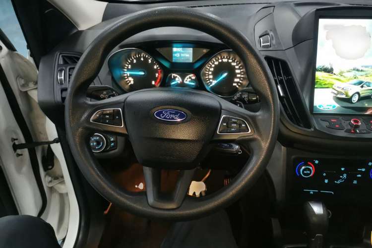 Used Ford Kuga 2017 EcoBoost 180 Two-Wheel-Drive Elite Trim Steering Wheel