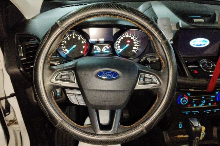 Used Ford Kuga 2017 EcoBoost 245 Four-Wheel-Drive Sport Model Steering Wheel