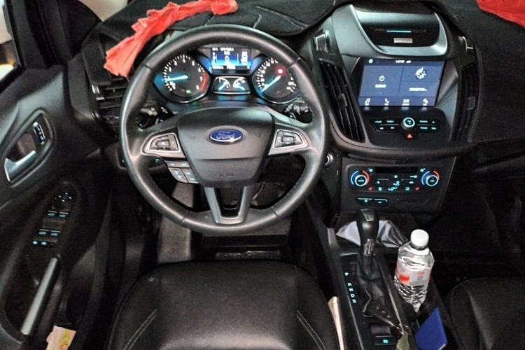 Used Ford Kuga 2017 EcoBoost 180 Two-Wheel-Drive Luxury Wing Edition Steering Wheel