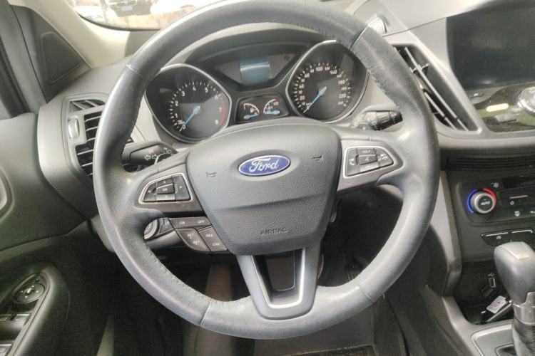 Used Ford Kuga 2017 EcoBoost 180 Two-Wheel-Drive Platinum Edition Steering Wheel