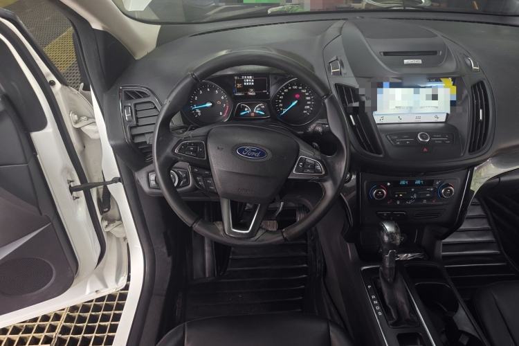 Used Ford Kuga 2017 EcoBoost 180 Four-Wheel Drive Luxury Wing Model Steering Wheel