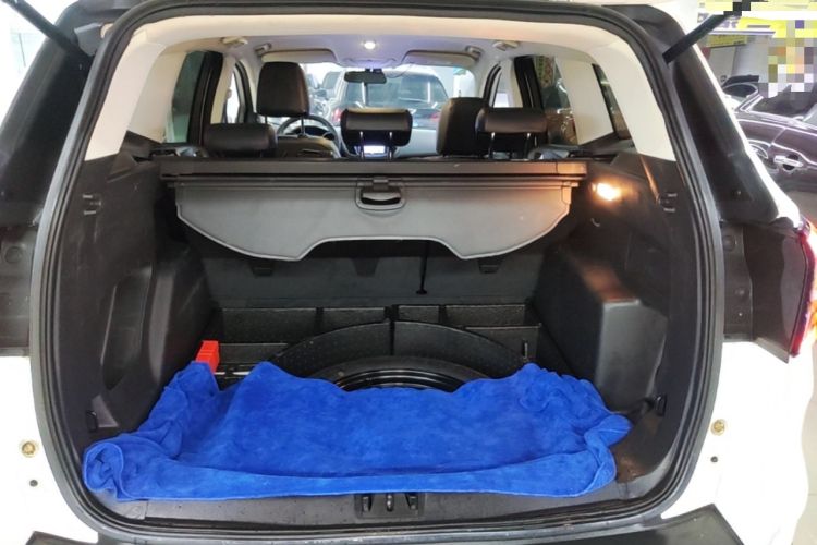 Used Ford Kuga 2017 EcoBoost 180 Two-Wheel-Drive Elite Trim Trunk