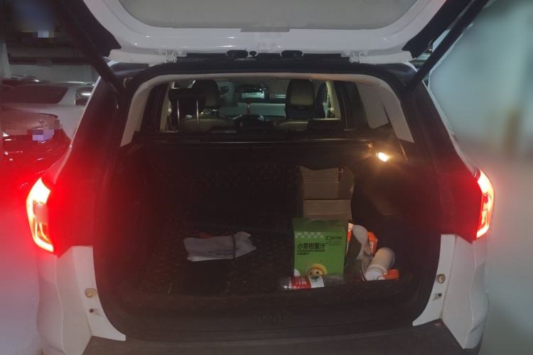 Used Ford Kuga 2017 EcoBoost 245 4x4 Prestige Edition Trunk