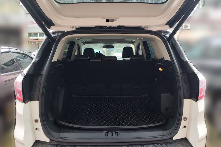 Used Ford Kuga 2017 EcoBoost 180 Two-Wheel-Drive Luxury Wing Edition Trunk