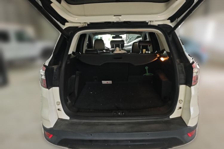 Used Ford Kuga 2017 EcoBoost 245 Four-Wheel-Drive Sport Model Trunk