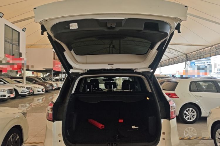 Used Ford Kuga 2017 EcoBoost 245 4x4 Prestige Edition Trunk