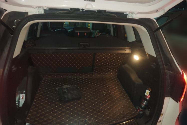 Used Ford Kuga 2017 EcoBoost 180 Two-Wheel-Drive Tiger Leap Model Trunk