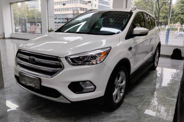 Used Ford Kuga 2017 EcoBoost 180 Two-Wheel-Drive Elite Trim