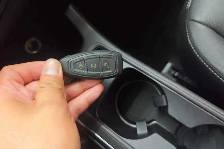 Used Ford Kuga 2017 EcoBoost 245 4x4 Prestige Edition Vehicle Key