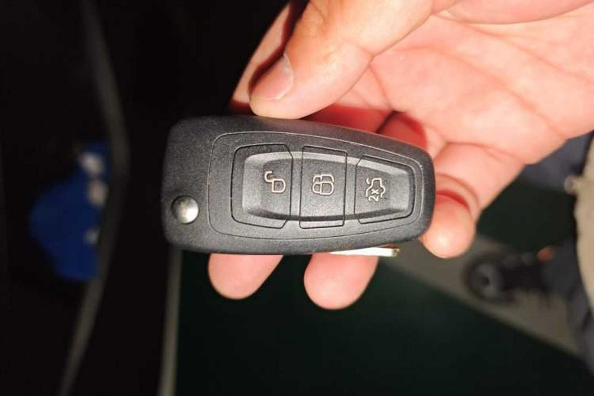 Used Ford Kuga 2017 EcoBoost 180 Two-Wheel-Drive Elite Trim Vehicle Key