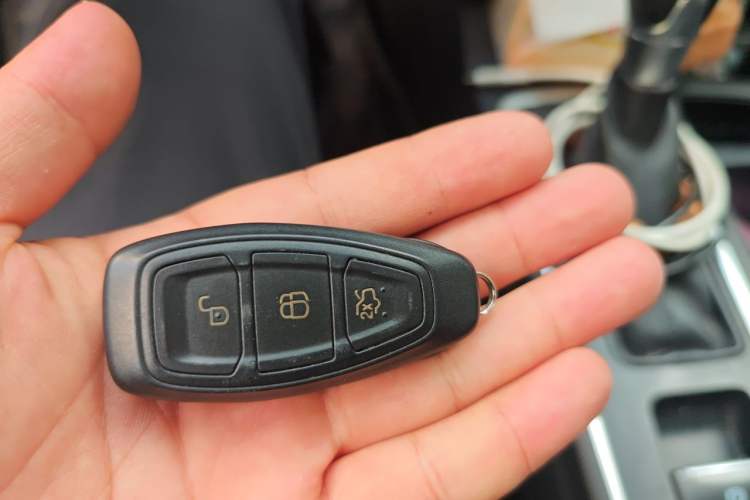 Used Ford Kuga 2017 EcoBoost 245 4x4 Prestige Edition Vehicle Key