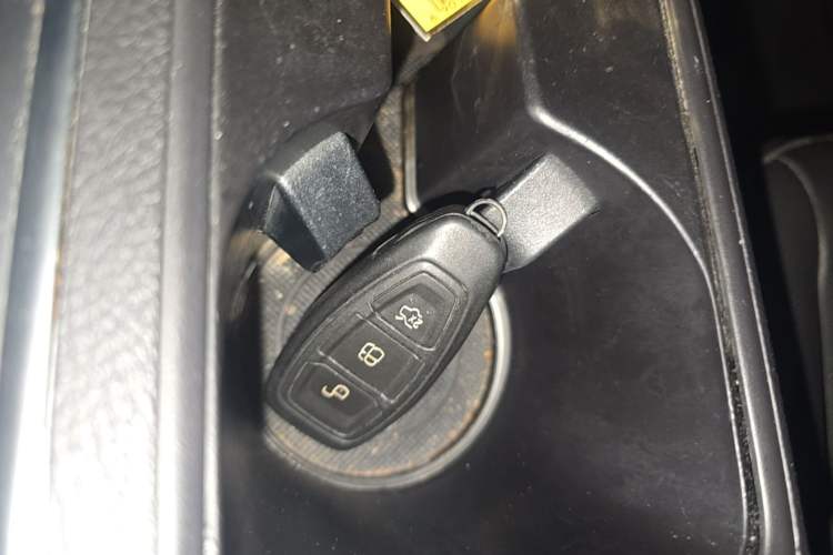 Used Ford Kuga 2017 EcoBoost 245 4x4 Prestige Edition Vehicle Key