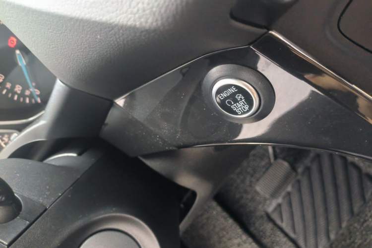 Used Ford Kuga 2017 EcoBoost 245 Four-Wheel Drive Titanium Edition Vehicle Key