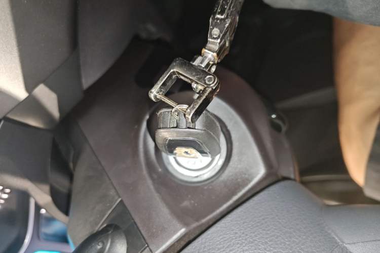Used Ford Kuga 2017 EcoBoost 180 Two-Wheel-Drive Elite Trim Vehicle Key