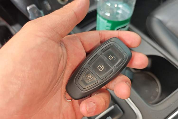 Used Ford Kuga 2017 EcoBoost 245 4x4 Prestige Edition Vehicle Key