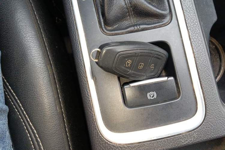 Used Ford Kuga 2017 EcoBoost 245 4x4 Prestige Edition Vehicle Key