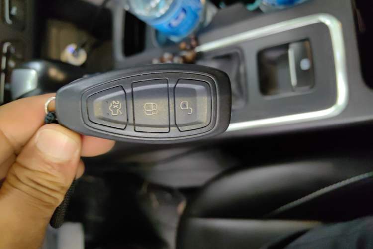 Used Ford Kuga 2017 EcoBoost 245 Four-Wheel Drive Titanium Edition Vehicle Key