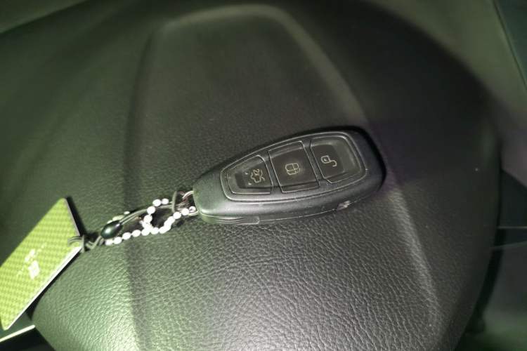 Used Ford Kuga 2017 EcoBoost 245 Four-Wheel-Drive Sport Model Vehicle Key