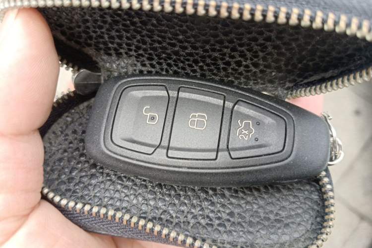 Used Ford Kuga 2017 EcoBoost 245 4x4 Prestige Edition Vehicle Key