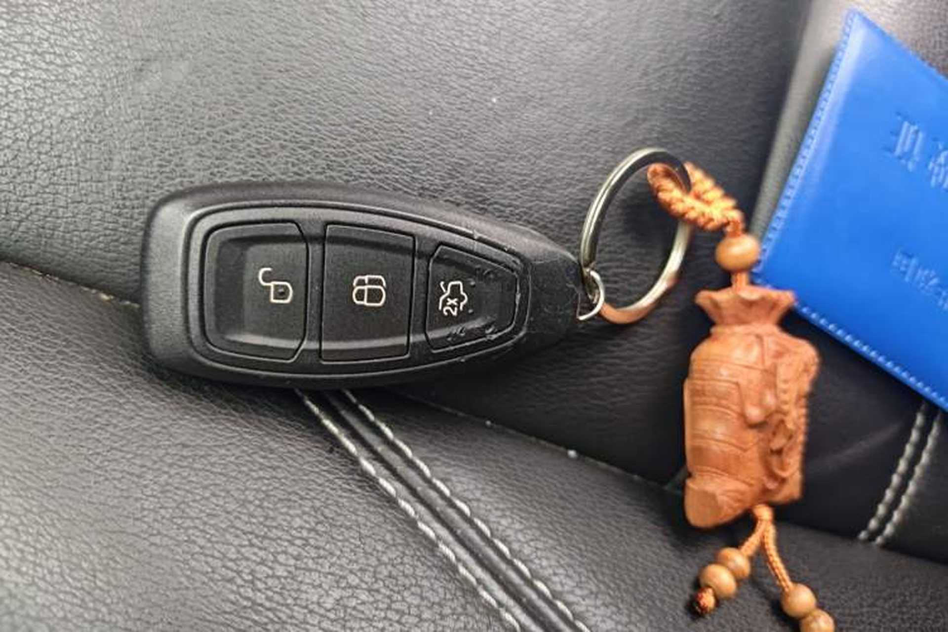 Used Ford Kuga 2017 EcoBoost 180 Two-Wheel-Drive Luxury Wing Edition Vehicle Key