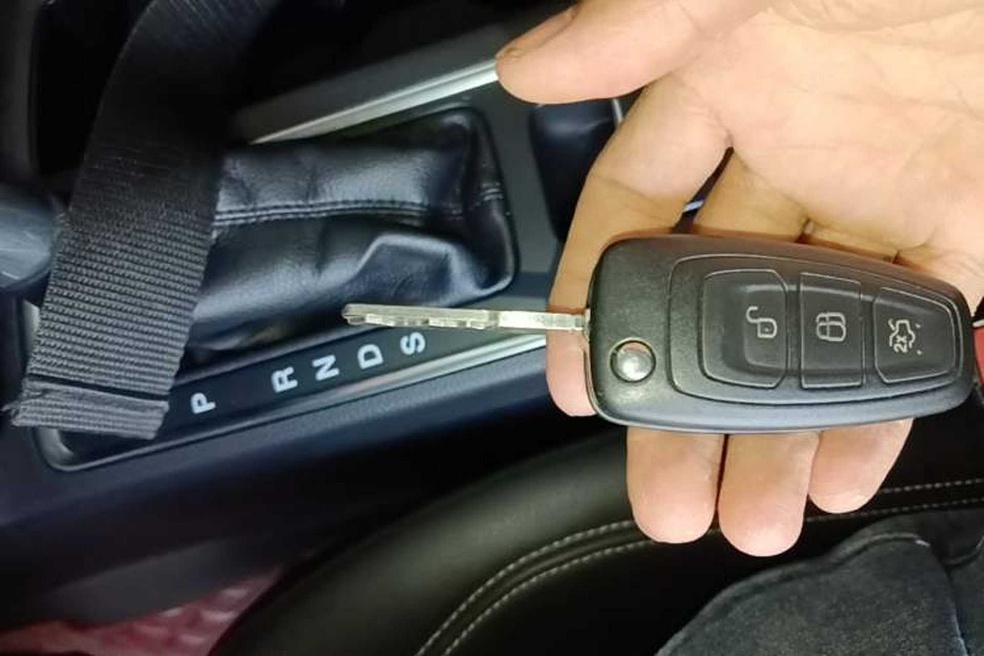 Used Ford Kuga 2017 EcoBoost 180 Two-Wheel-Drive Tiger Leap Model Vehicle Key
