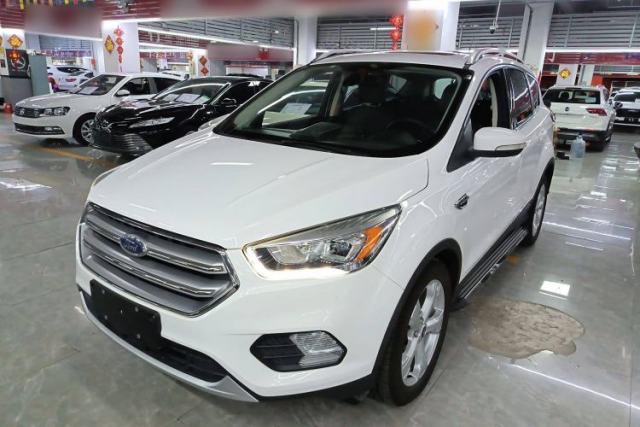 Used Ford Kuga 2017 EcoBoost 180 Two-Wheel-Drive Platinum Edition