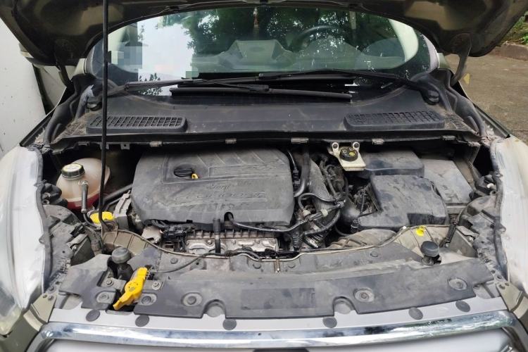 Used Ford Kuga 2017 EcoBoost 180 Two-Wheel-Drive Platinum Edition Engine Bay