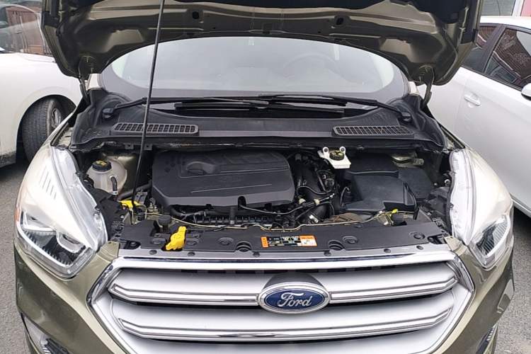 Used Ford Kuga 2017 EcoBoost 180 Two-Wheel-Drive Luxury Wing Edition Engine Bay