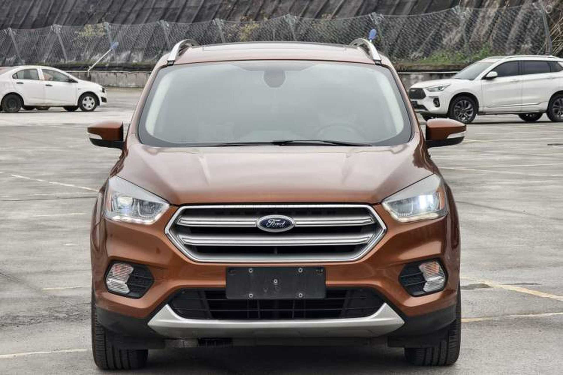 Used Ford Kuga 2017 EcoBoost 180 Four-Wheel Drive Luxury Wing Model Exterior 3
