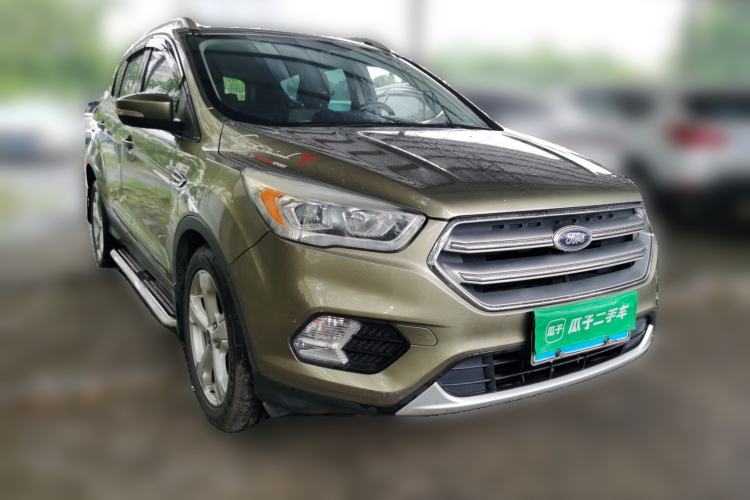 Used Ford Kuga 2017 EcoBoost 180 Two-Wheel-Drive Elite Trim Front Right 45 Deg