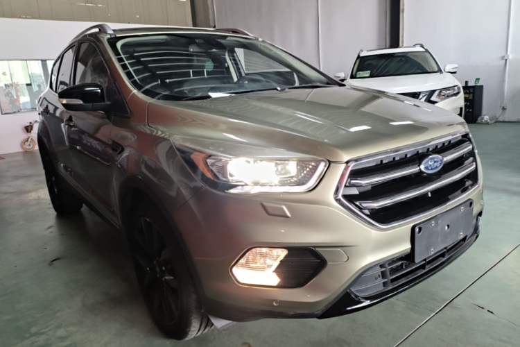 Used Ford Kuga 2017 EcoBoost 245 Four-Wheel-Drive Sport Model Front Right 45 Deg