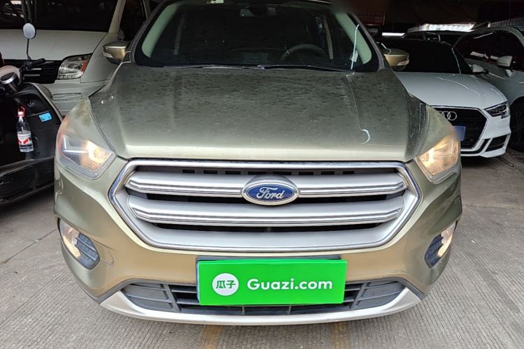 Used Ford Kuga 2017 EcoBoost 180 Two-Wheel-Drive Platinum Edition Front