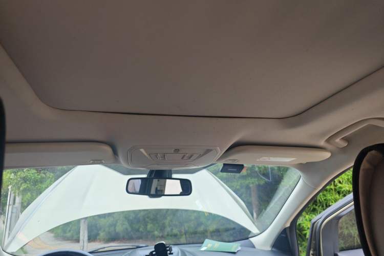 Used Ford Kuga 2017 EcoBoost 180 Four-Wheel Drive Luxury Wing Model Headliner
