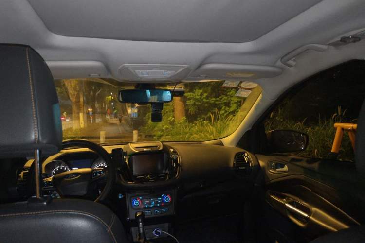 Used Ford Kuga 2017 EcoBoost 245 Four-Wheel-Drive Sport Model Headliner