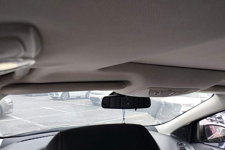 Used Ford Kuga 2017 EcoBoost 180 Two-Wheel-Drive Luxury Wing Edition Headliner