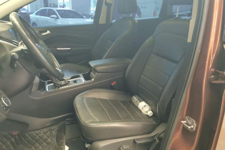 Used Ford Kuga 2017 EcoBoost 180 Two-Wheel-Drive Tiger Leap Model Left Front Seat