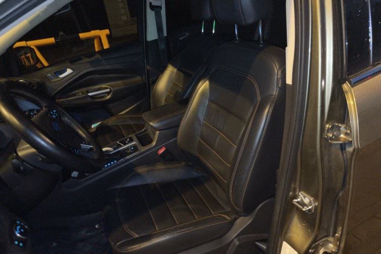 Used Ford Kuga 2017 EcoBoost 245 Four-Wheel-Drive Sport Model Left Front Seat