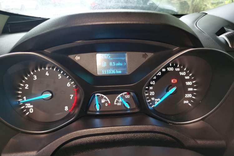 Used Ford Kuga 2017 EcoBoost 180 Two-Wheel-Drive Elite Trim Odometer Close Up