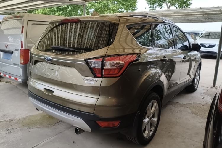 Used Ford Kuga 2017 EcoBoost 180 Two-Wheel-Drive Platinum Edition Rear Right 45 Deg