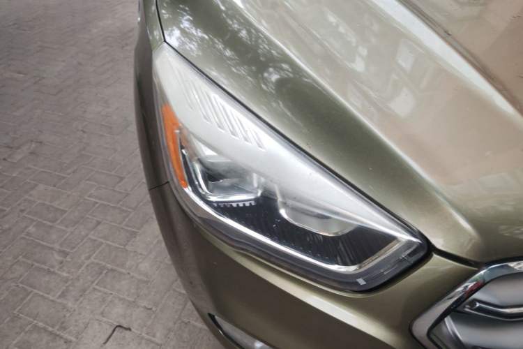 Used Ford Kuga 2017 EcoBoost 180 Four-Wheel Drive Luxury Wing Model Right Front Headlight