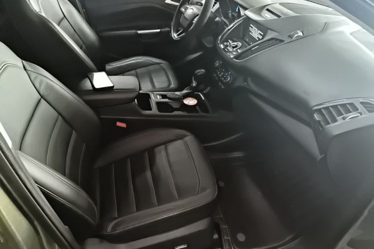 Used Ford Kuga 2017 EcoBoost 245 Four-Wheel-Drive Sport Model Right Front Seat