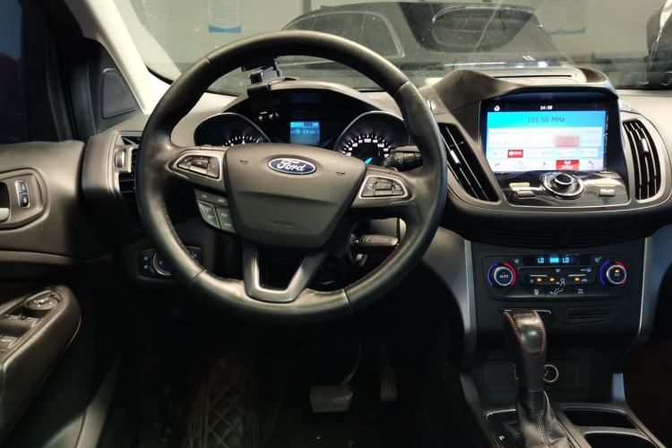Used Ford Kuga 2017 EcoBoost 180 Two-Wheel-Drive Tiger Leap Model Steering Wheel
