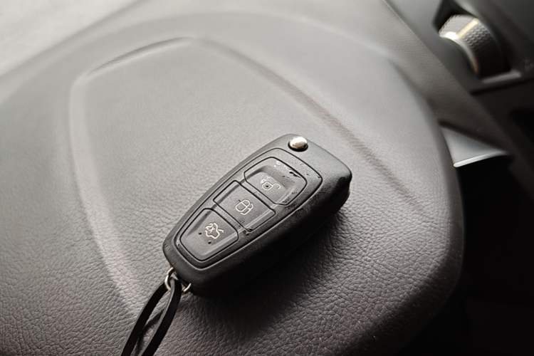 Used Ford Kuga 2017 EcoBoost 180 Two-Wheel-Drive Platinum Edition Vehicle Key