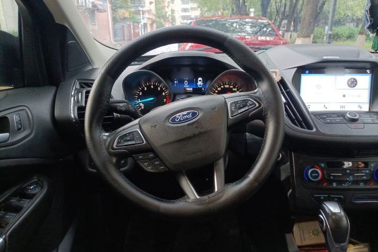 Used Ford Kuga 2018 Facelifted EcoBoost 180 Two-Wheel Drive Luxury Wing Edition Steering Wheel