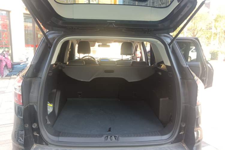 Used Ford Kuga 2018 Facelifted EcoBoost 180 Two-Wheel-Drive Platinum Wing Edition Trunk