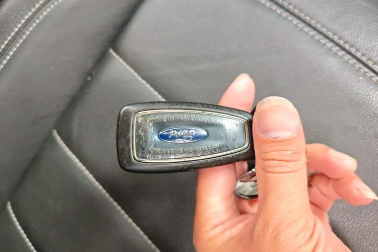 Used Ford Kuga 2018 EcoBoost 180 Two-Wheel-Drive Platinum Edition Vehicle Key