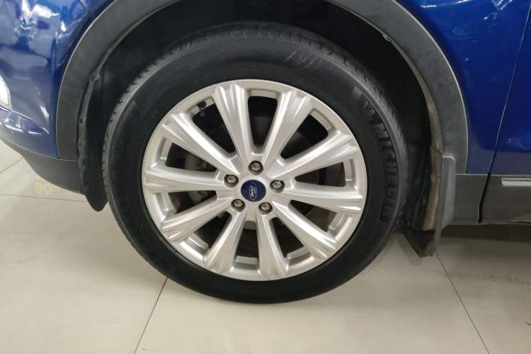 Used Ford Kuga 2018 EcoBoost 180 Two-Wheel-Drive Luxury Wing Edition Exterior 7
